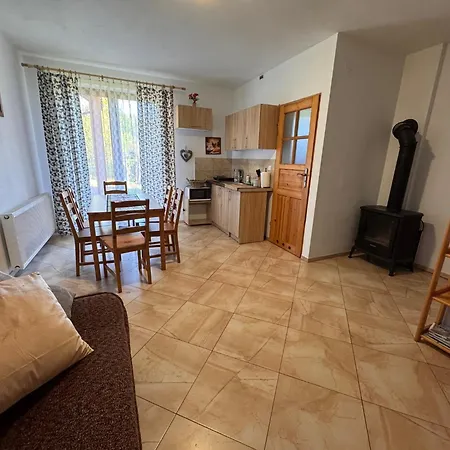 Apartmán Wakacyjny Dom Dawidowka *
